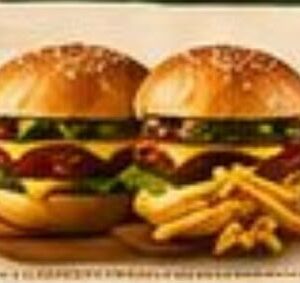 2 Hamburguesas Doble + Papas