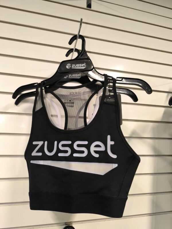 Crop Top Negro Cambiar